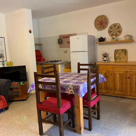 Daire 6 Beds Capo Falcone -