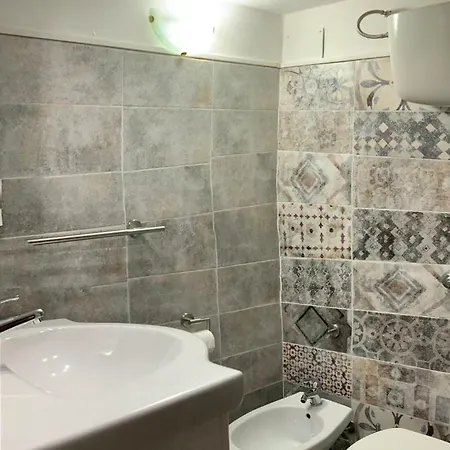 Daire 6 Beds Capo Falcone - *